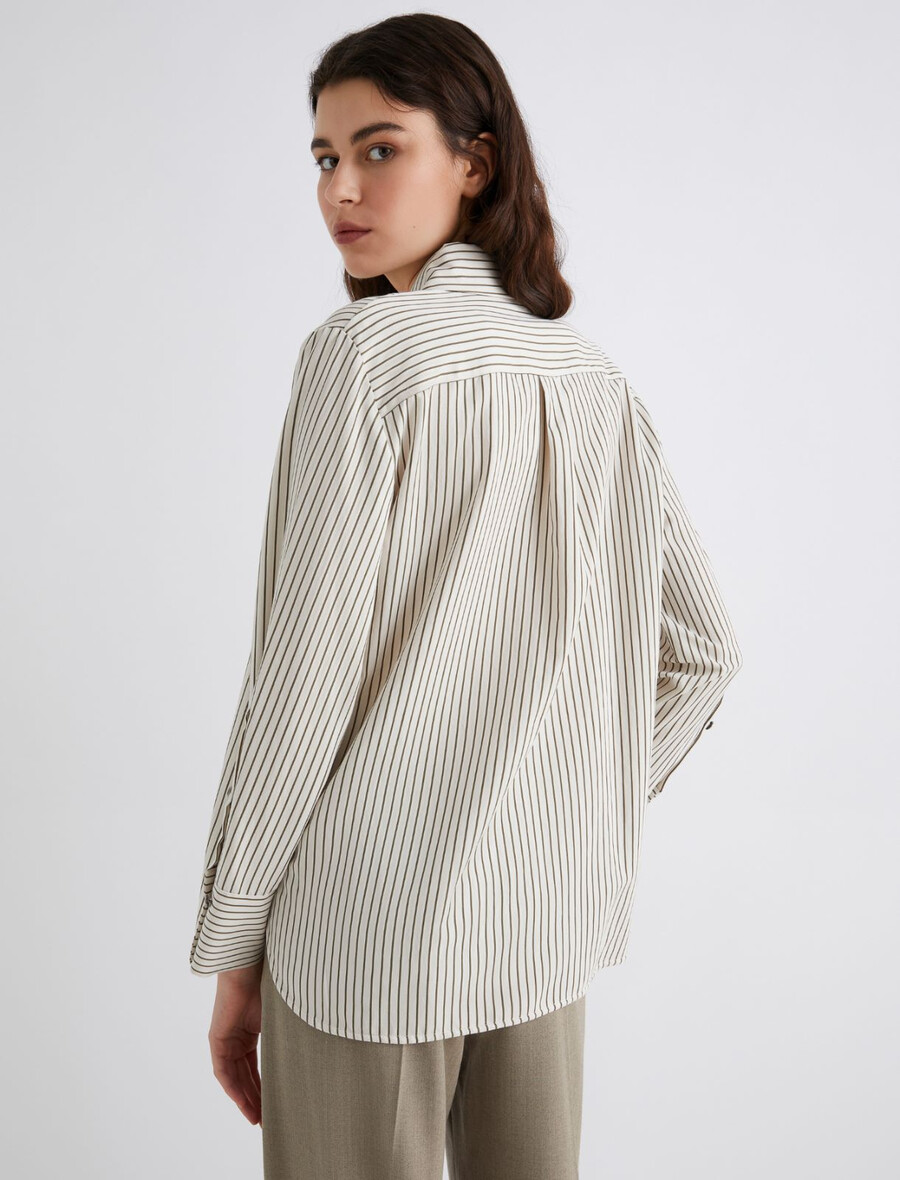 camicia in twill lavato - salvia