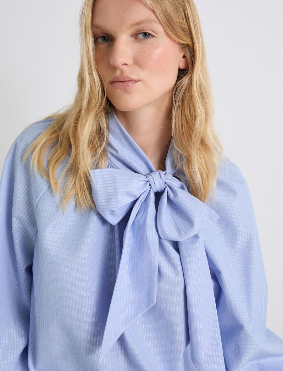 blusa con dettaglio fascia - azzurro chiaro