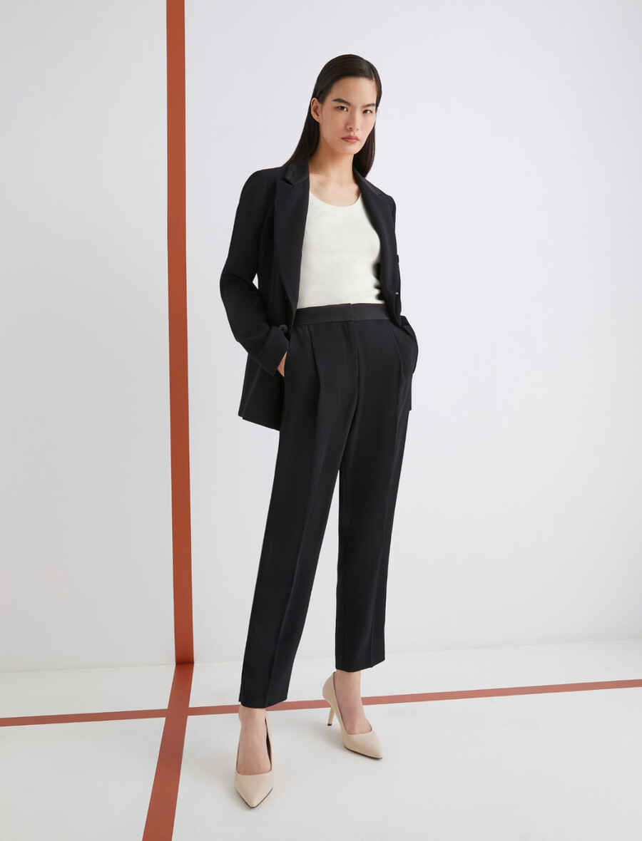 pantaloni con pieghe - nero