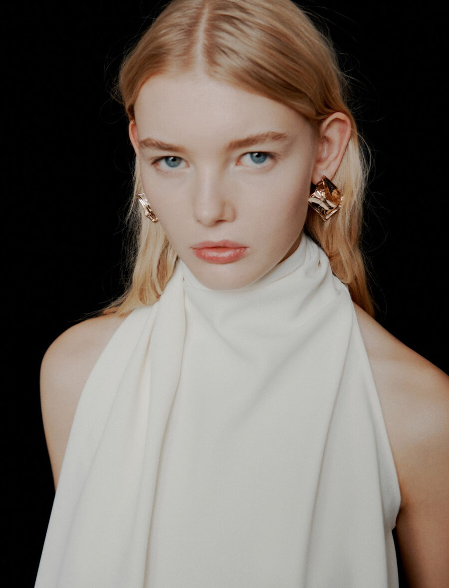 top in raso envers con scollo allamericana - bianco lana